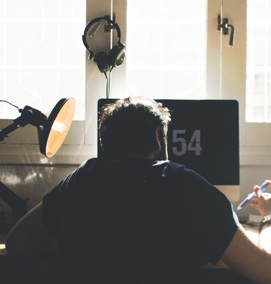 Comment choisir une lampe de bureau ? Comment choisir une lampe de bureau ?
