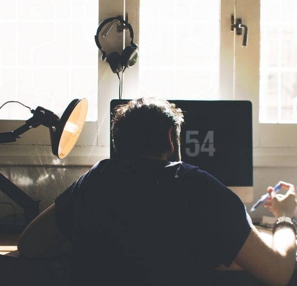 Comment choisir une lampe de bureau ?